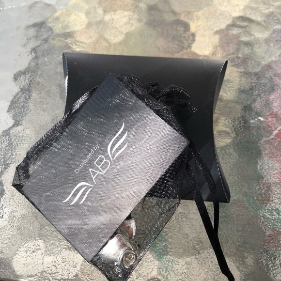 Ashley Bridget x NBA LA Lakers Purple White Braided Bracelet NEW 3 Layer Rope - Picture 6 of 9